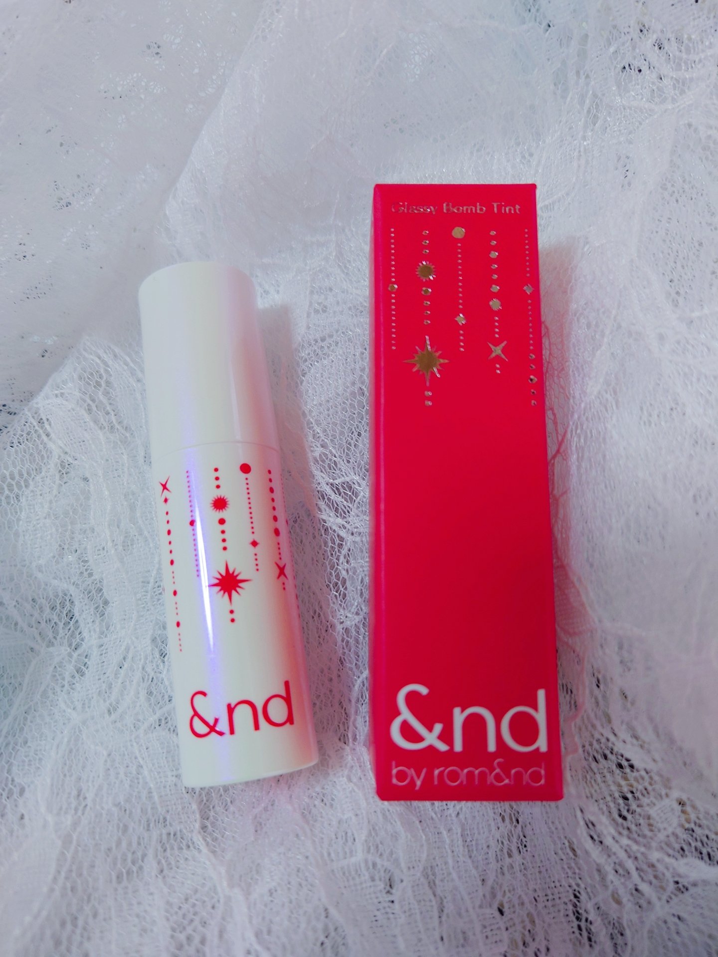 アンドバイロムアンド　グラッシーボムティント/&nd by rom&nd/リップティントを使ったクチコミ（1枚目）