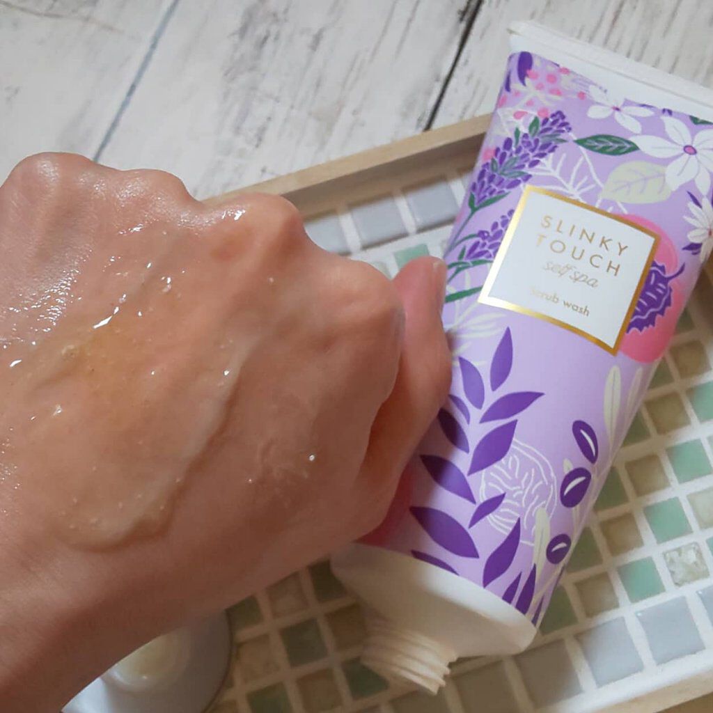 スクラブウォッシュ/スリンキータッチ セルフスパ/ボディスクラブを使ったクチコミ（3枚目）