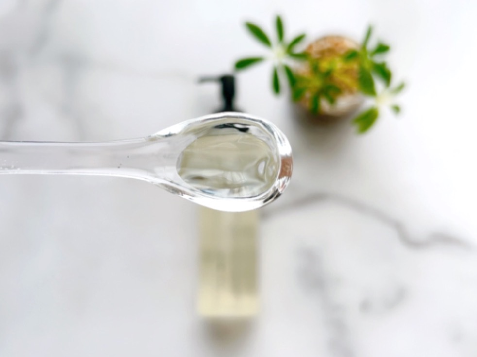 メイク落としオイルN/草花木果/オイルクレンジングを使ったクチコミ（2枚目）