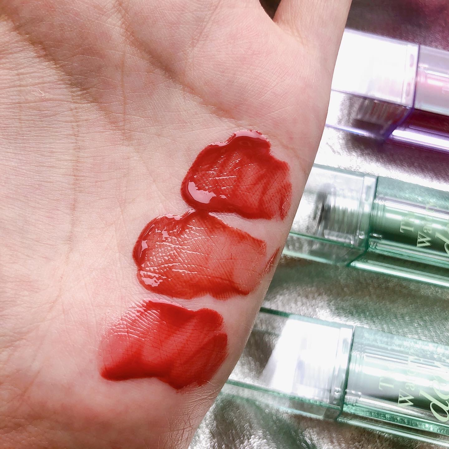 ザ ウォータリーデューティント/MERZY/リップティントを使ったクチコミ（2枚目）