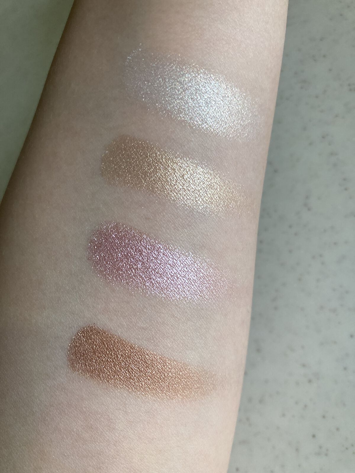 ディオール バックステージ フェイス グロウ パレット/Dior/ハイライトを使ったクチコミ（3枚目）