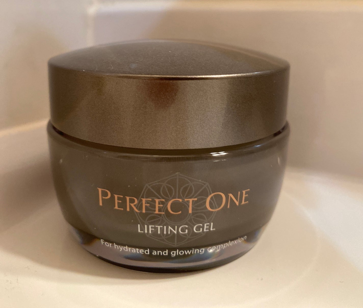 パーフェクトワン リフティングジェル/パーフェクトワン/オールインワン化粧品を使ったクチコミ(1枚目)