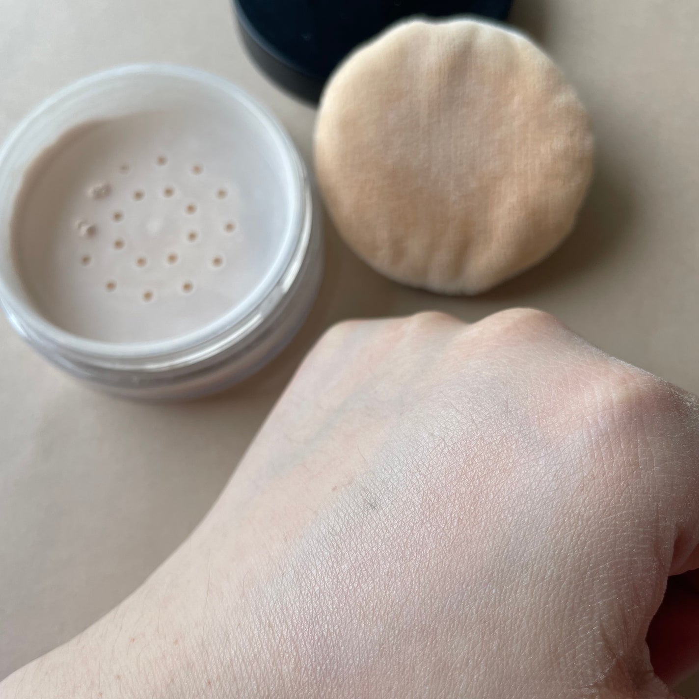 エクセレント ルミナス プライマーパウダー/ブリリアージュ/ルースパウダーを使ったクチコミ(2枚目)