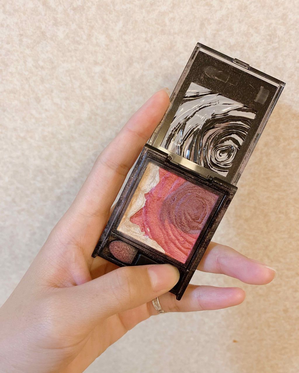ダークローズシャドウ/KATE/アイシャドウパレットを使ったクチコミ(2枚目)
