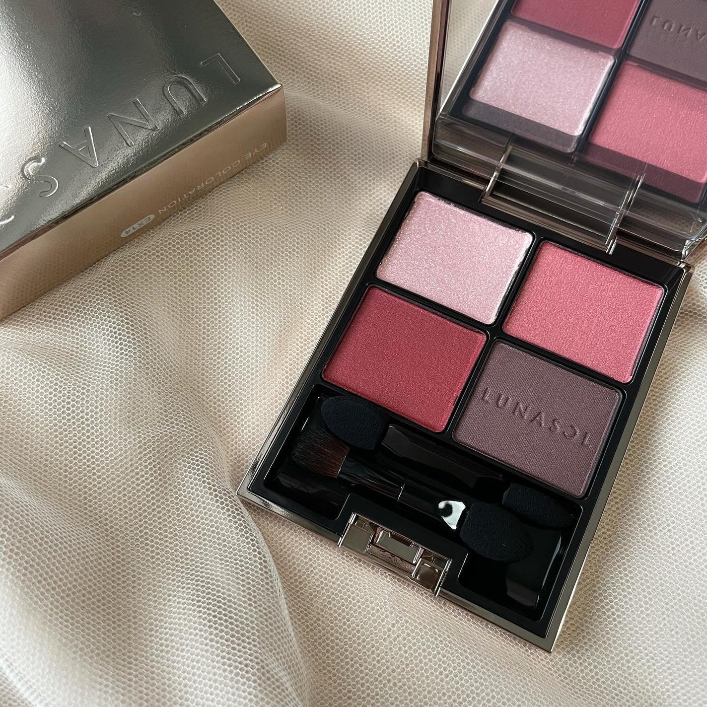 アイカラーレーション/LUNASOL/アイシャドウパレットを使ったクチコミ(3枚目)