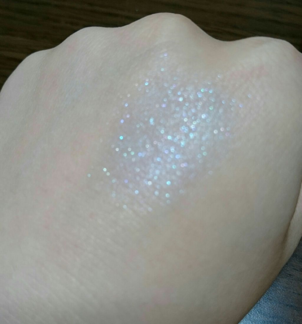 プリズム パウダーアイカラー/リンメル ロンドン/単色アイシャドウを使ったクチコミ(4枚目)