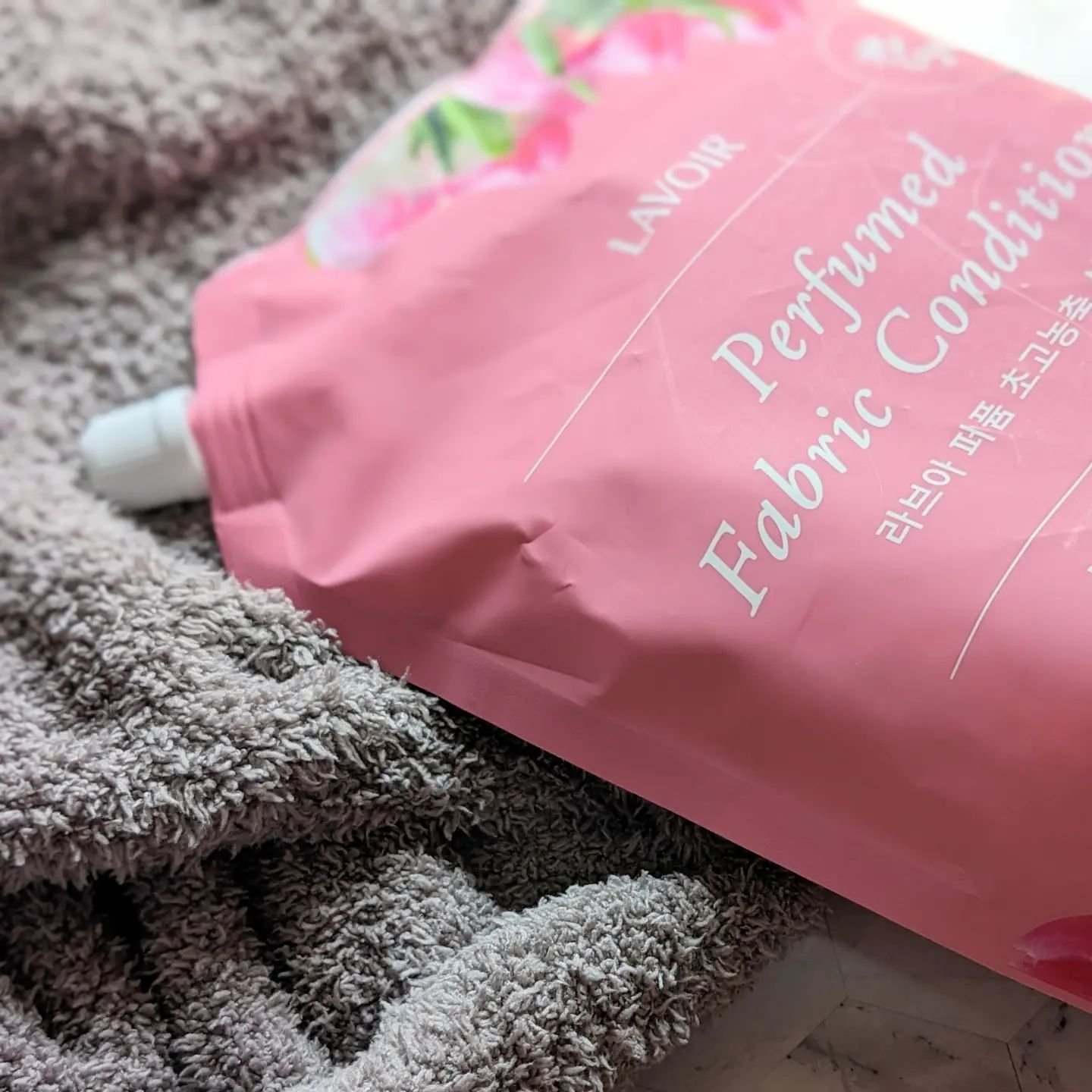 パフュームヴィーガン柔軟剤 チューリップ＆フリージア/LAVOIR/柔軟剤を使ったクチコミ（1枚目）