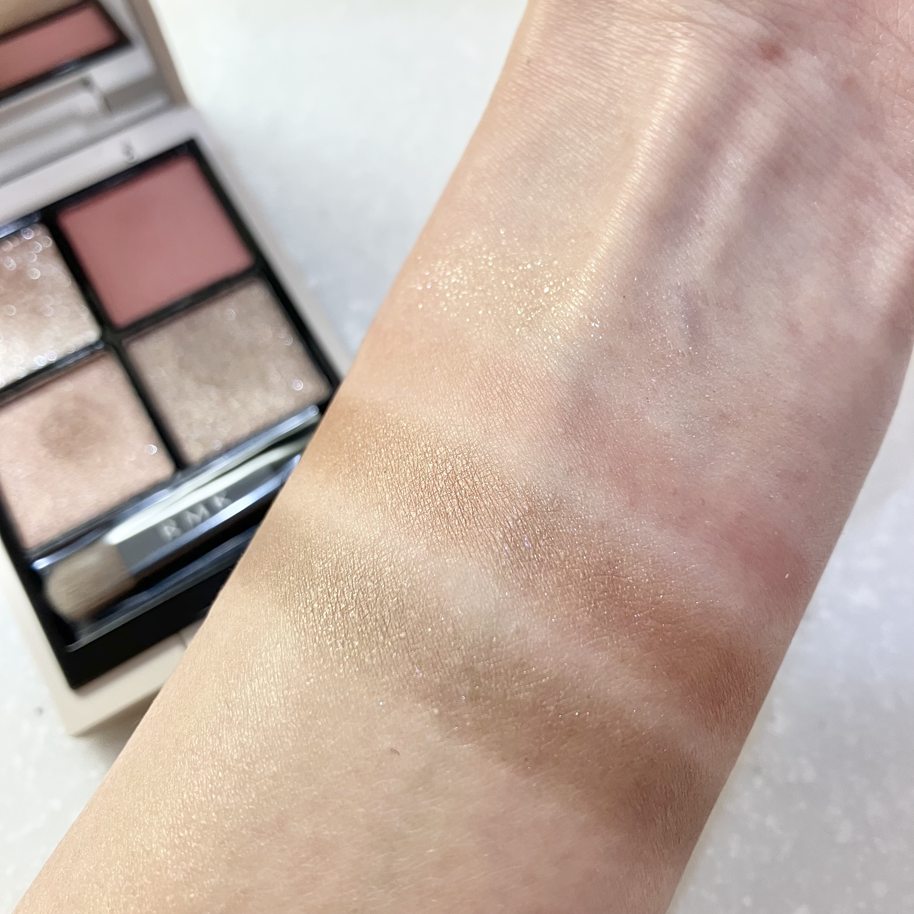 RMK シンクロマティック アイシャドウパレット/RMK/アイシャドウパレットを使ったクチコミ（2枚目）