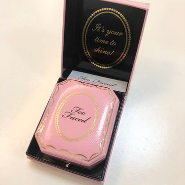 Too Faced ダイヤモンドライト マルチユース ハイライターのクチコミ「【Too Facedのダイヤモンドライト マルチユース ハイライター】

Too Facedの.....」（1枚目）