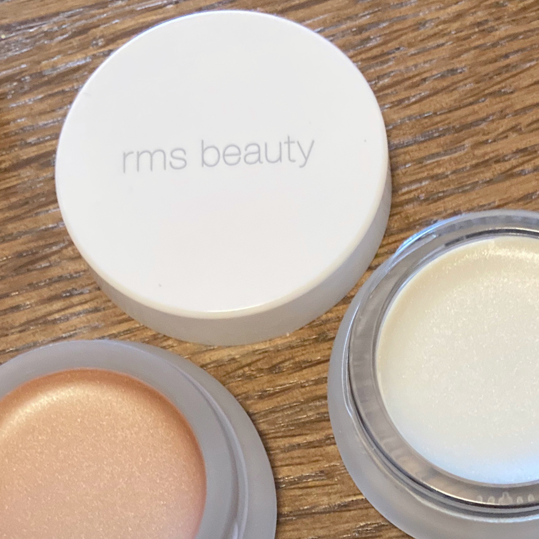 シャンパンローズルミナイザー/rms beauty/クリームハイライトを使ったクチコミ（1枚目）