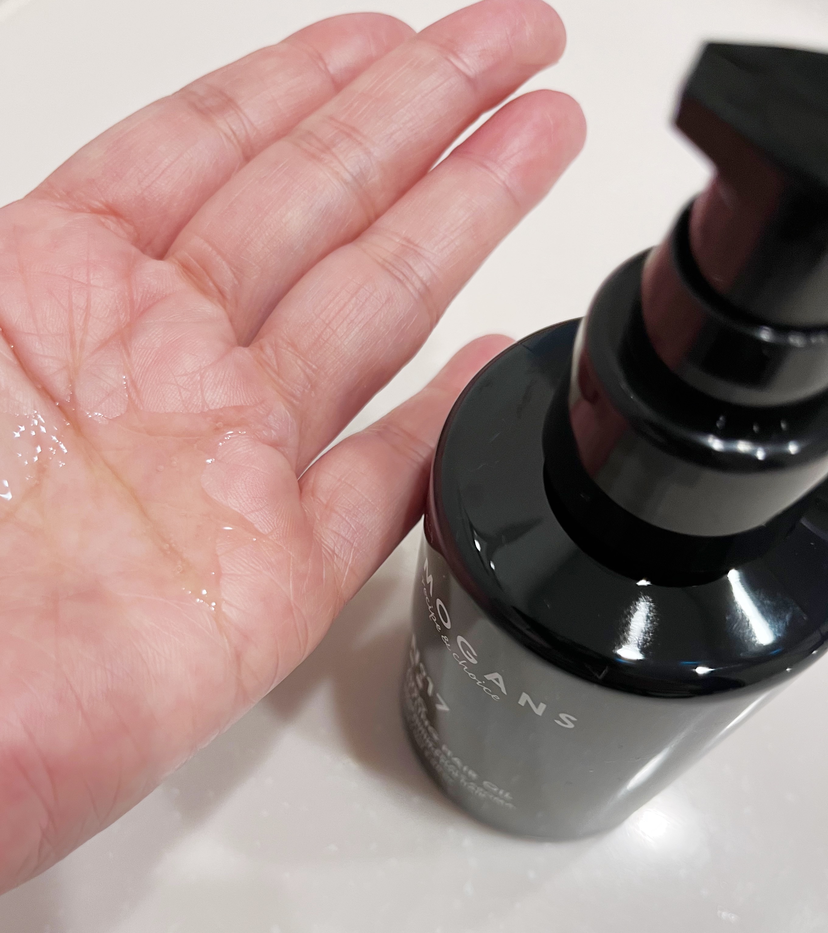 スタイリング ヘアオイル 結薔/MOGANS/ヘアオイルを使ったクチコミ（2枚目）