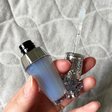 サムシングピュアブルー セント リップブーケ セラム/JILL STUART/リップ美容液を使ったクチコミ(3枚目)