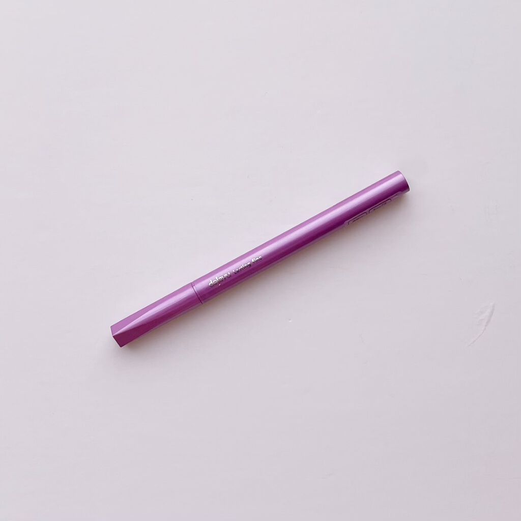 「密着アイライナー」ショート筆リキッド/デジャヴュ/リキッドアイライナーを使ったクチコミ(7枚目)