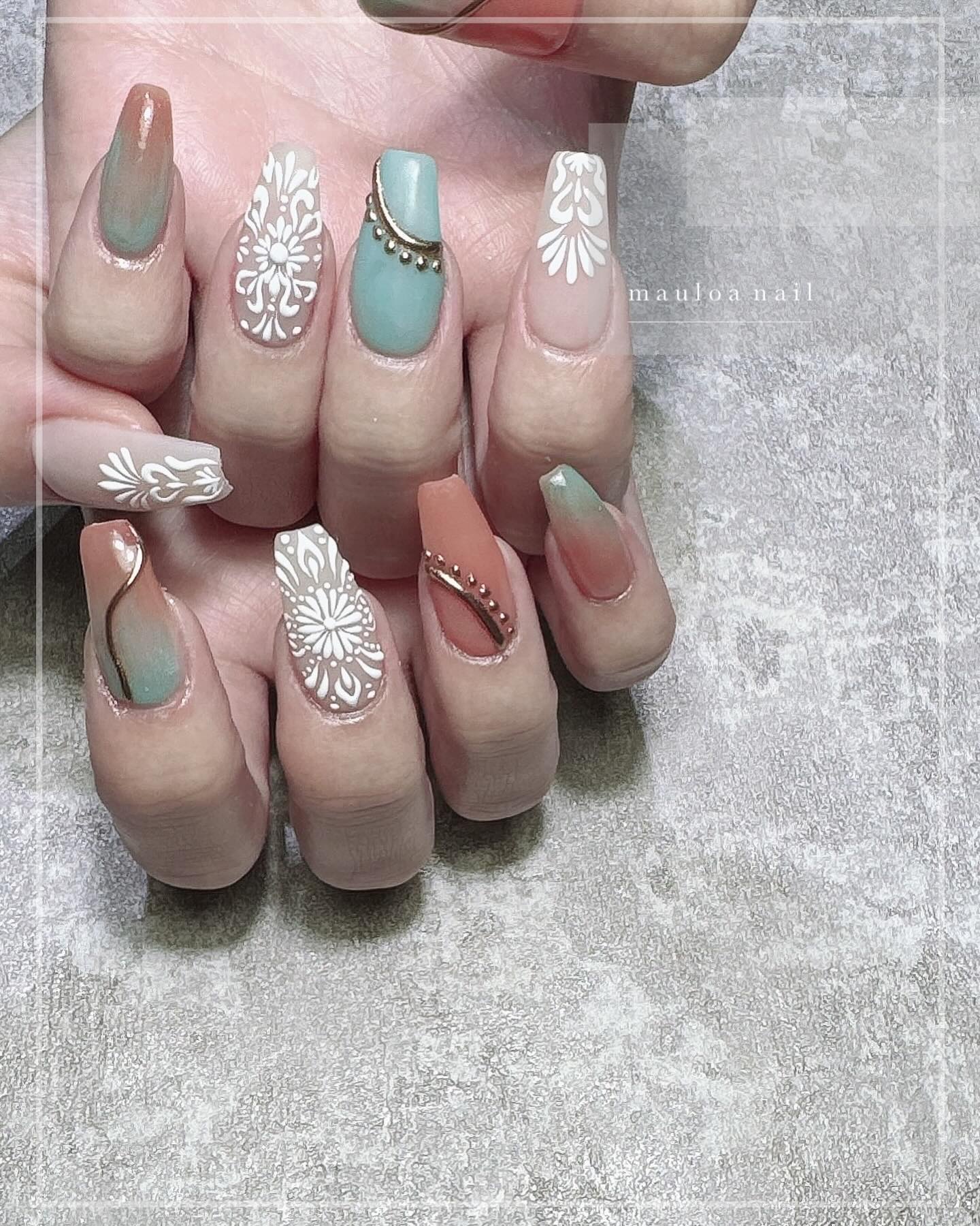 #お花ネイル,#ネイル,#アートネイル,#タイル柄ネイル,#マーブルネイル,#リングネイル,#タイルネイル,#マットネイル,#ミラーネイル,#手書きアートネイル,#ハートネイル,#パーツネイル,#マーブルネイル,#夏ネイル,#天王寺ネイルのネイルデザイン