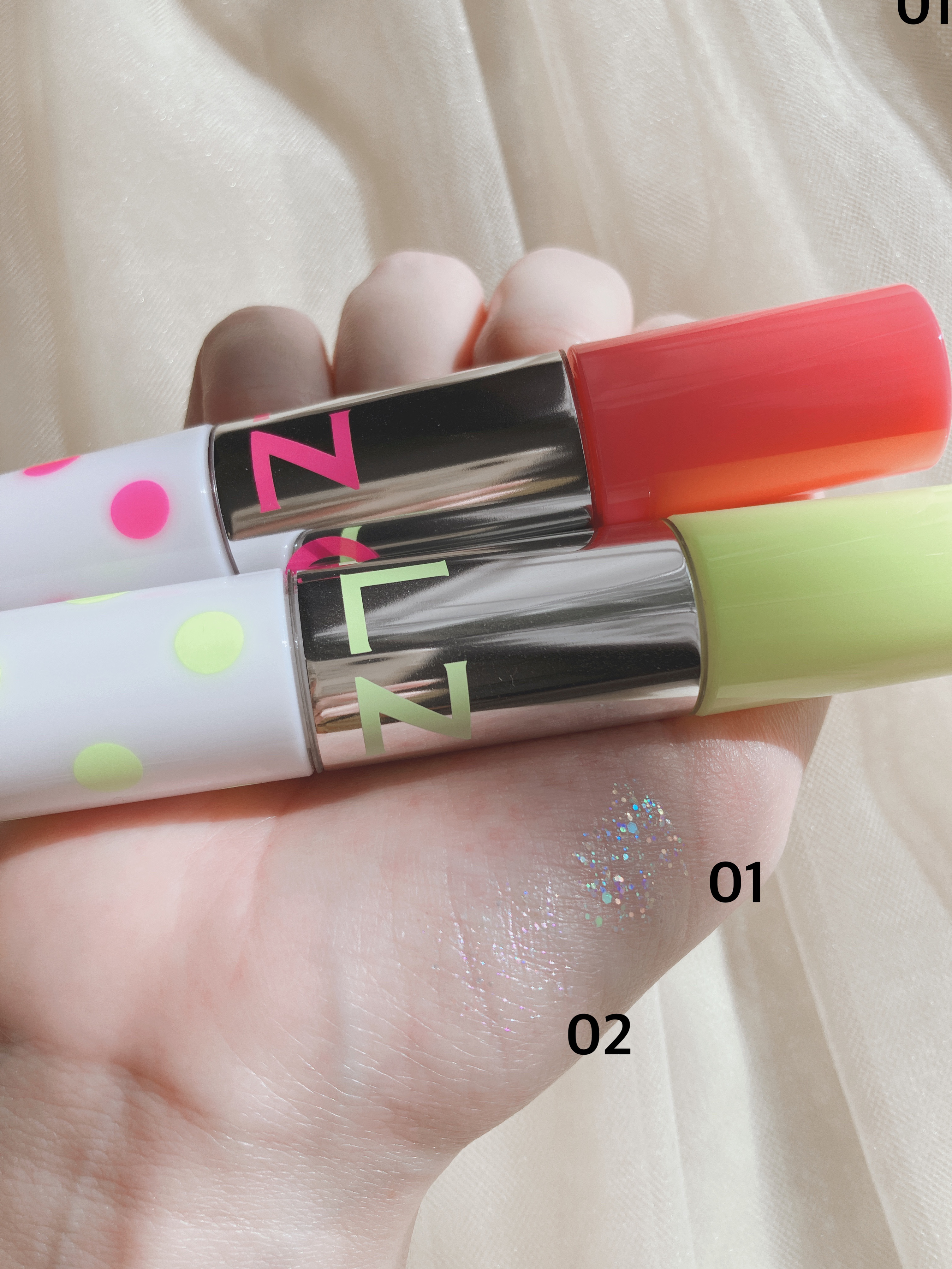 アゲ盛れグリッター 01 絶対主役道（ゼッタイシュヤクドウ）/ギャルズ コスメティックス/グリッターを使ったクチコミ（2枚目）