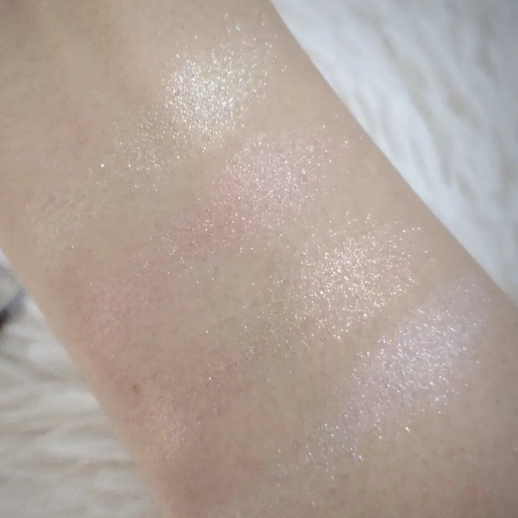 ディオール バックステージ フェイス グロウ パレット/Dior/ハイライトを使ったクチコミ(3枚目)