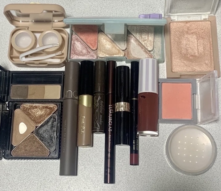 スキルレスライナー 07.スモアグレージュ/LUMIURGLAS/リキッドアイライナーを使ったクチコミ（3枚目）