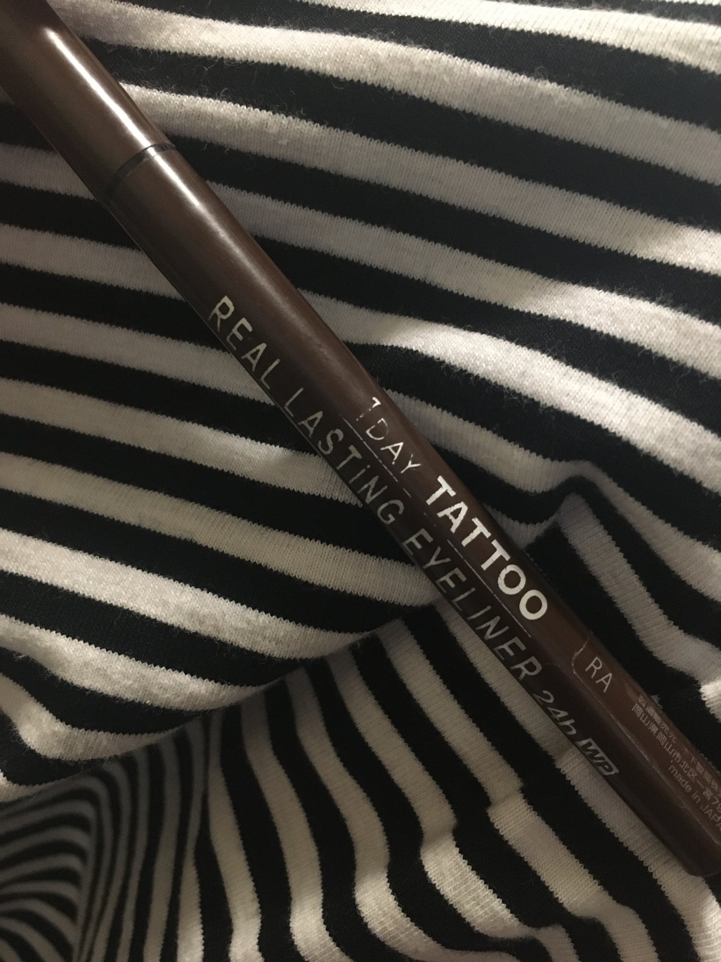 リアルラスティングアイライナー24hWP/K-パレット/リキッドアイライナーを使ったクチコミ(1枚目)