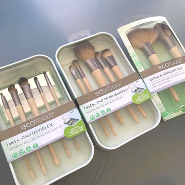 Daily Defined Eye Brush Set, 5 Piece Set & Storage Tray/EcoTools/メイクブラシを使ったクチコミ（1枚目）