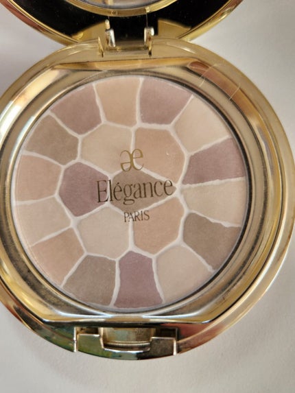 ラ プードル オートニュアンス/Elégance/プレストパウダーを使ったクチコミ(1枚目)
