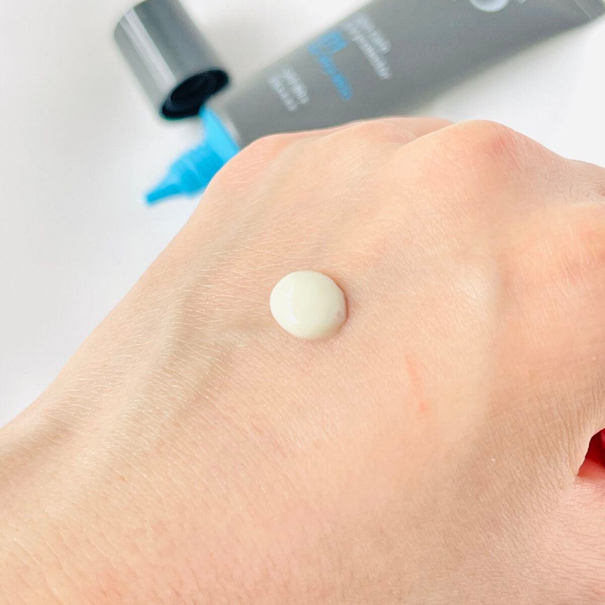 ソフィーナ iP スキンケアUV 01乾燥しがちな肌環境 SPF50+ PA++++/SOFINA iP/日焼け止めクリームを使ったクチコミ(4枚目)