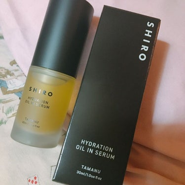 SHIRO タマヌオイルインセラム 15000円

最近肌荒れが酷すぎて流石になんとかしなきゃと思って買ったオイル。お高いけどメルカリで未使用が安くなってたしこれ使うとニキビができにくくなるって聞いて買