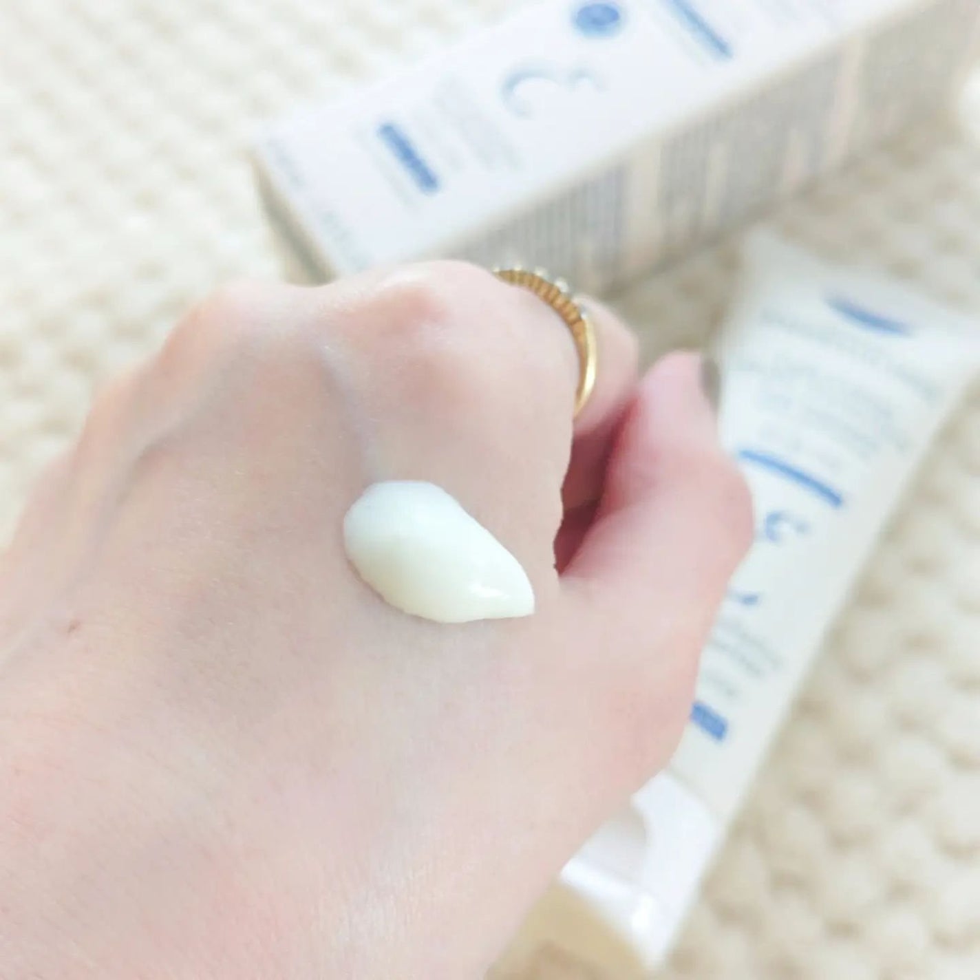 アンブリオリス モイスチャークリーム/アンブリオリス/フェイスクリームを使ったクチコミ(3枚目)