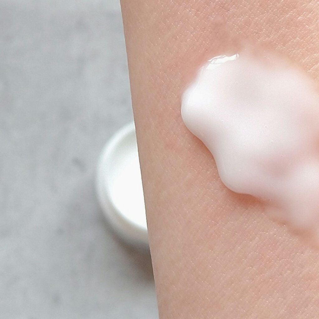 とろんと濃ジェル 薬用美白 N/なめらか本舗/オールインワン化粧品を使ったクチコミ(4枚目)