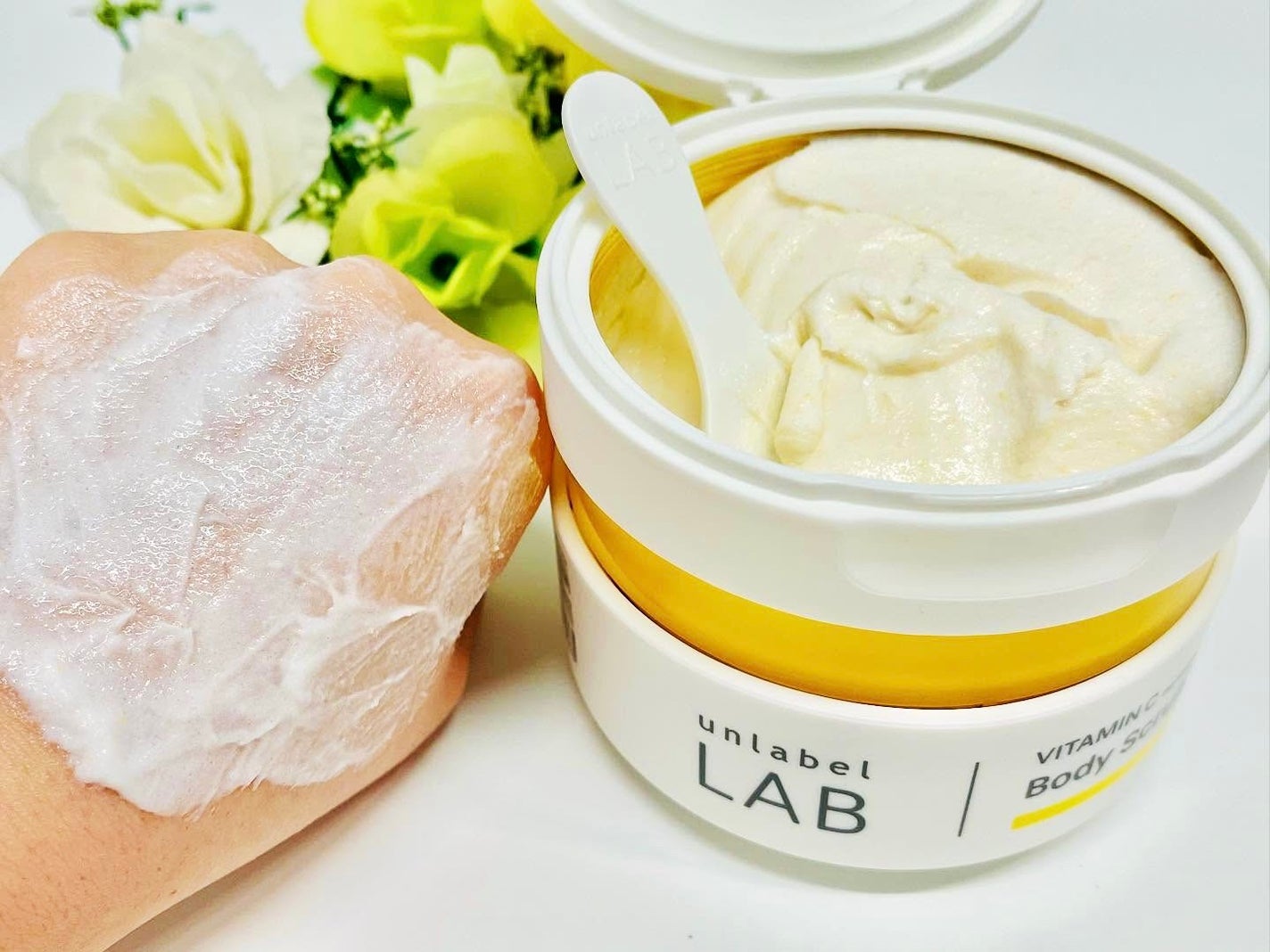 V クリーミーモイスト ボディスクラブ/unlabel/ボディスクラブを使ったクチコミ(6枚目)