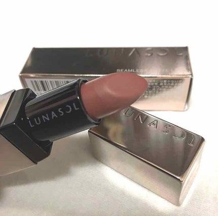 シームレスマットリップス/LUNASOL/口紅を使ったクチコミ(1枚目)