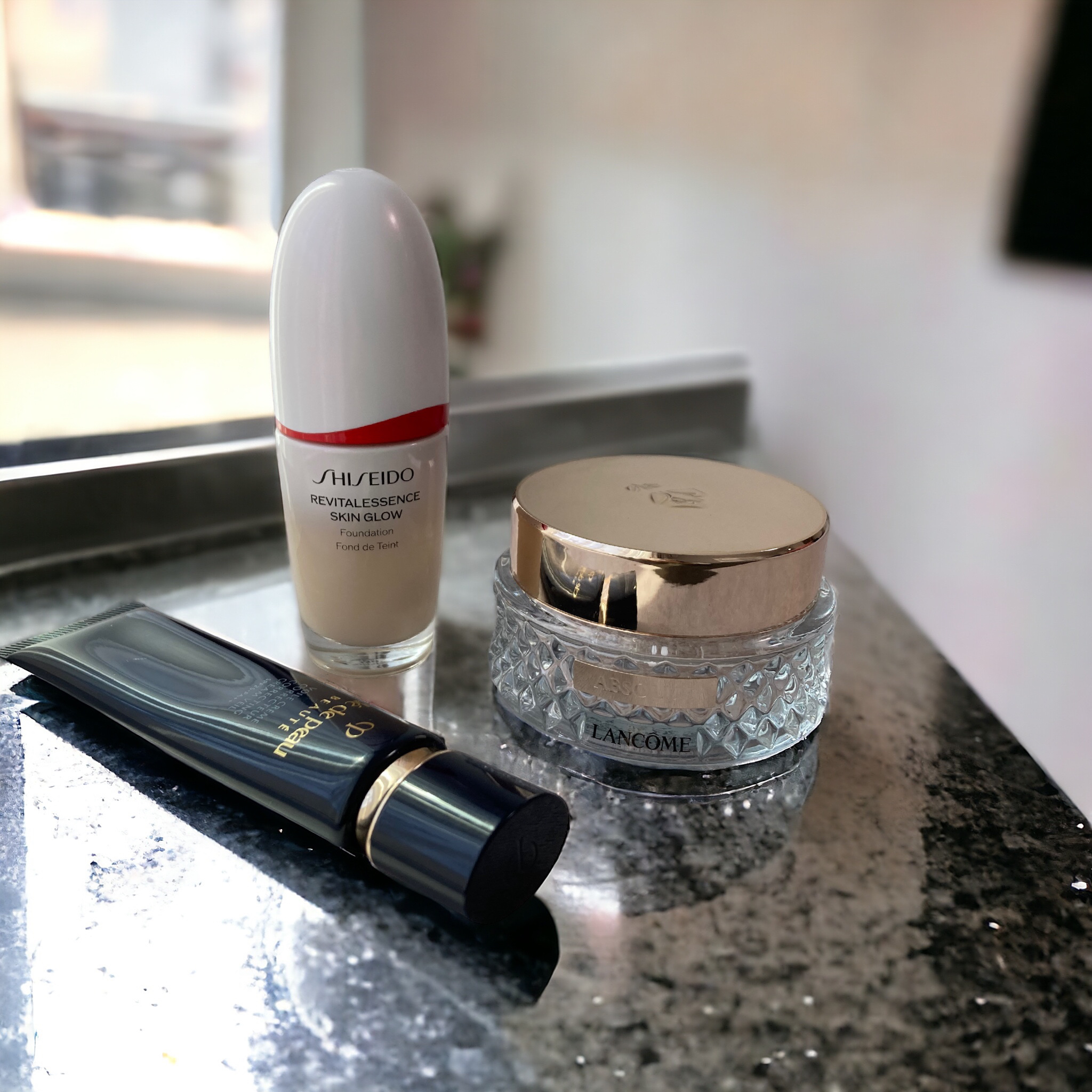 アプソリュ エッセンス イン パウダー/LANCOME/ルースパウダーを使ったクチコミ（1枚目）