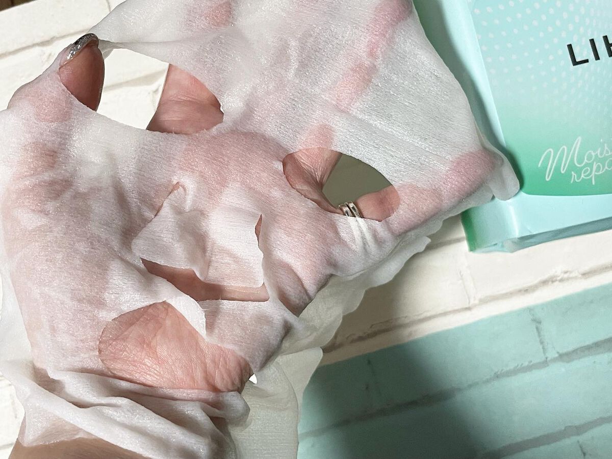 comaki on LIPS 「モイストリペアマスクBOXをお試ししました。32枚入りという大..」(3枚目)