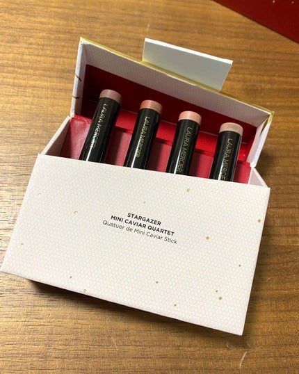 スターゲイザー ミニ キャビアスティック カルテット/ローラ メルシエ/メイクアップキットを使ったクチコミ(2枚目)