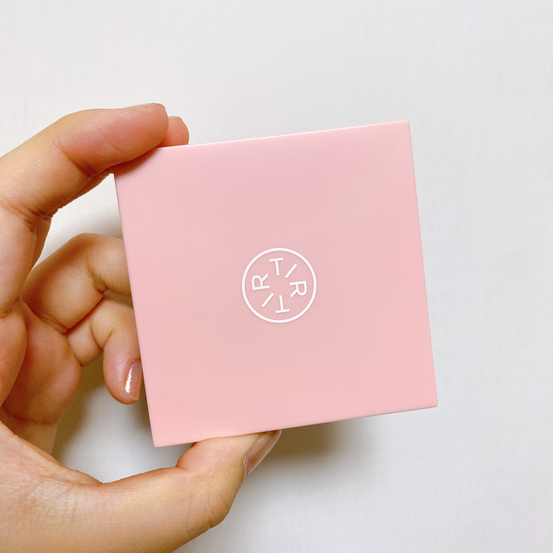 ミルキー メロウ シャドウ 02 ピーチ/TIRTIR(ティルティル)/アイシャドウパレットを使ったクチコミ（2枚目）