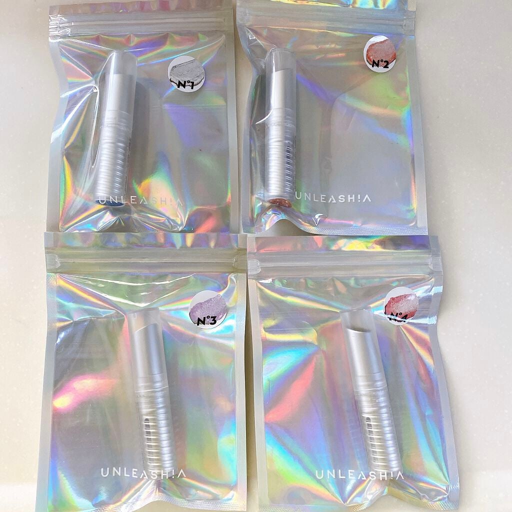 グリッタリーウェブリップバーム/unleashia/リップケアを使ったクチコミ(4枚目)