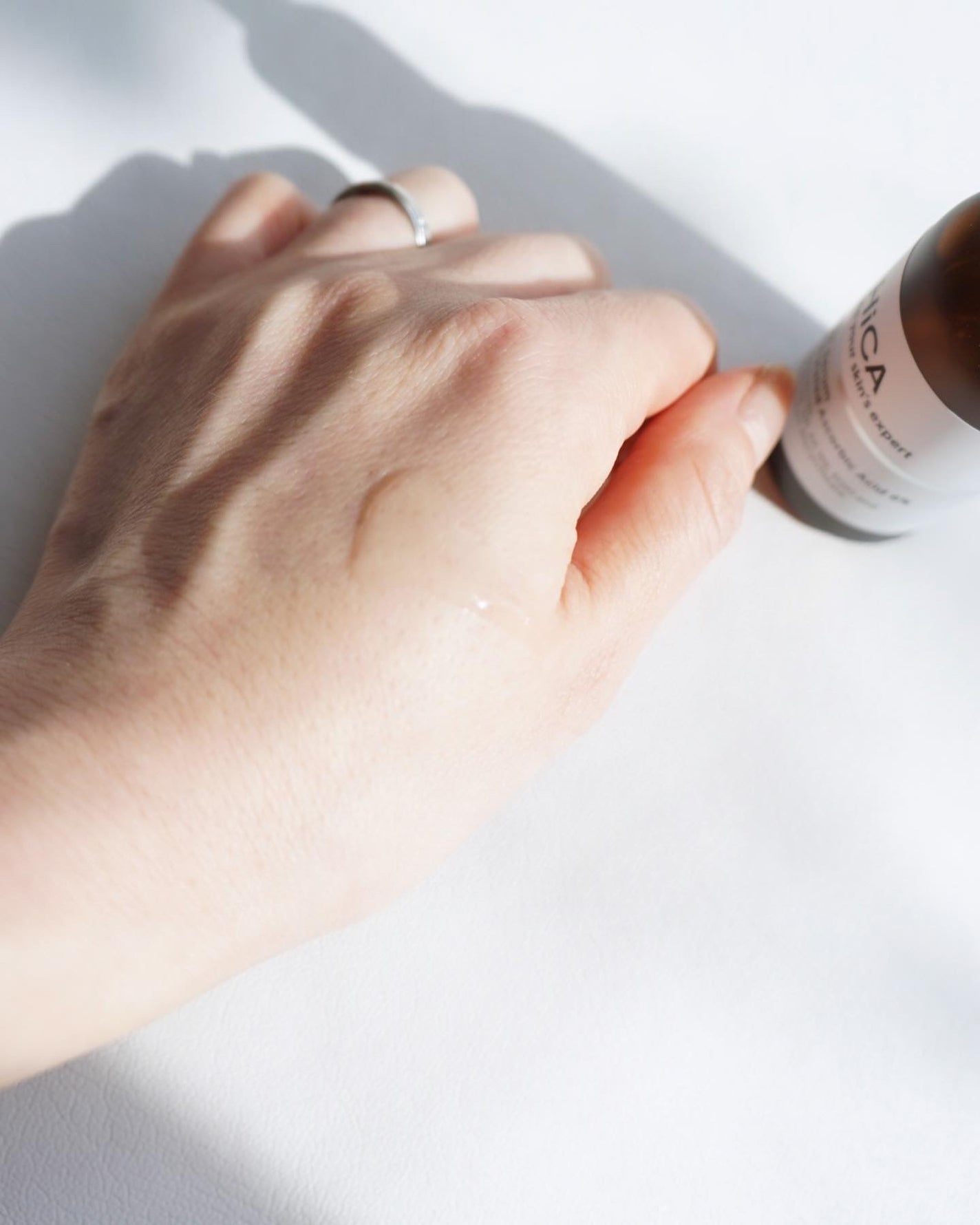 Cセラム ビタミンC誘導体6%/HiCA/美容液を使ったクチコミ(5枚目)