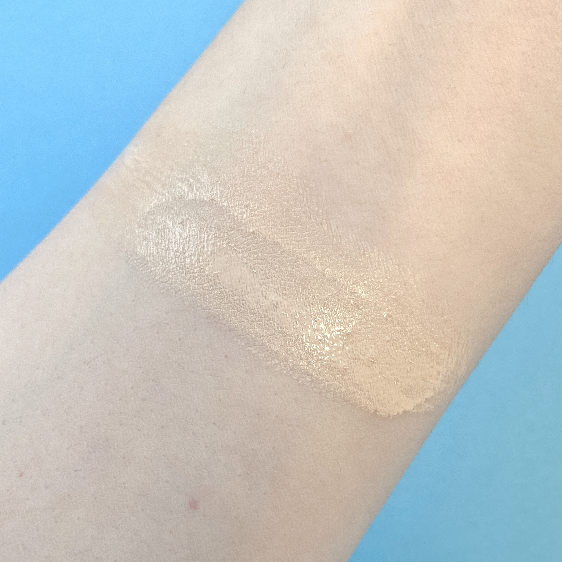 ISOI スキンケアヴィーガン トーンアップサンSPF38 PA++のクチコミ「【UVケア+トーンアップ】

ISOI
スキンケアヴィーガントーンアップサン

SPF38 P.....」（3枚目）