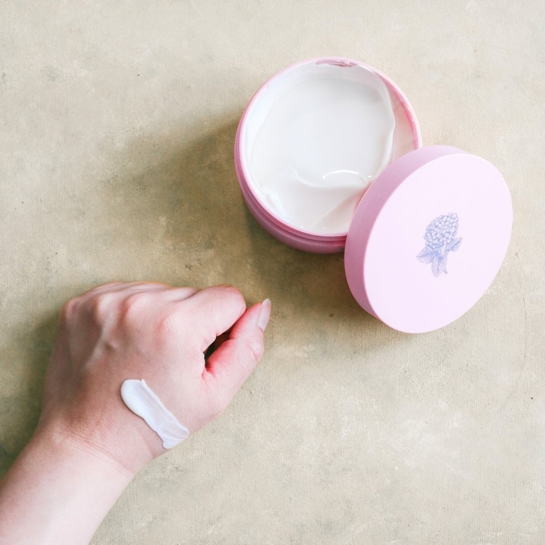 オルテンシア パフュームドボディクリーム/L'ERBOLARIO/ボディクリームを使ったクチコミ(4枚目)