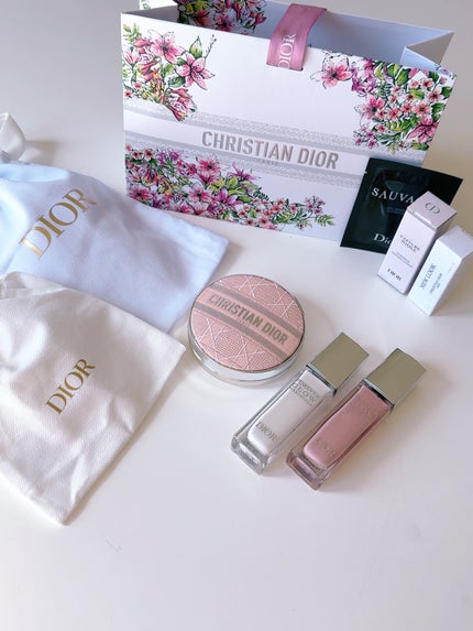 ディオールスキン フォーエヴァー グロウ マキシマイザー/Dior/ハイライトを使ったクチコミ(5枚目)