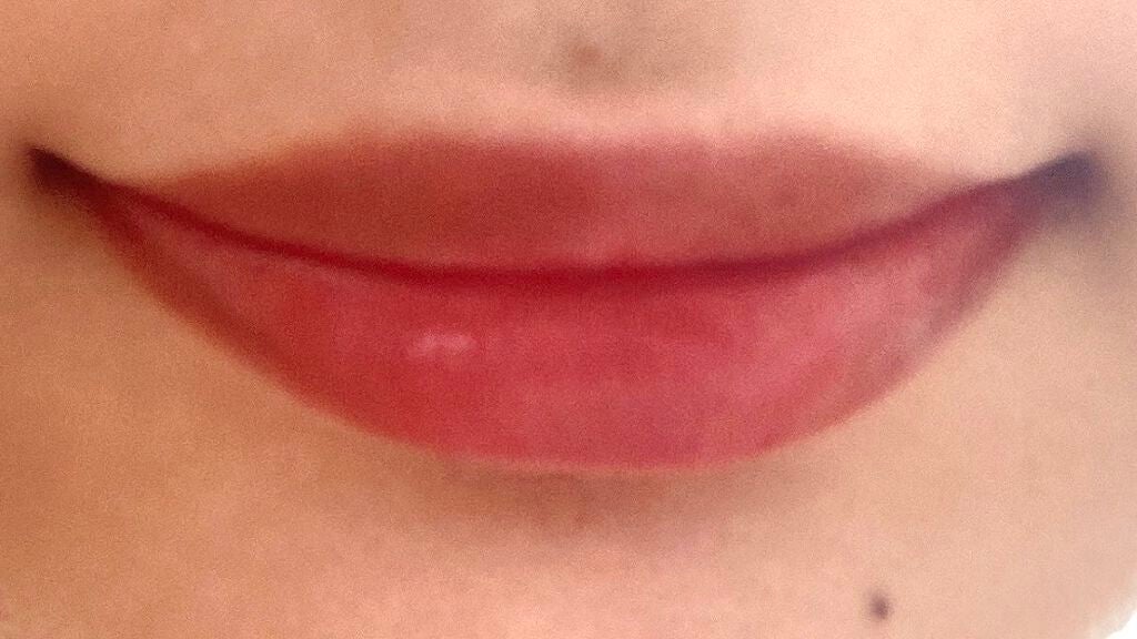 ウォーターリフレクティングリップティント/INTO U/リップティントを使ったクチコミ(5枚目)