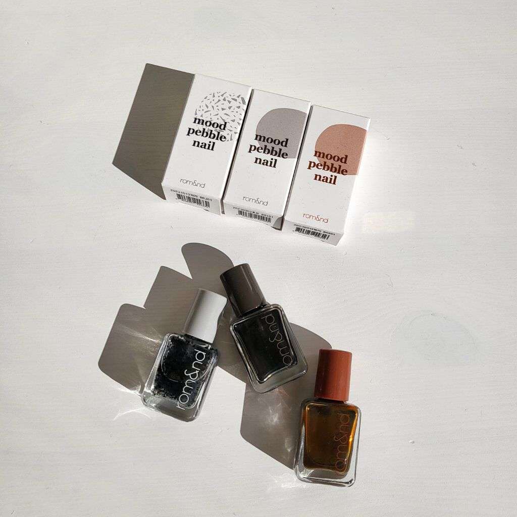 ムードペブルネイル/rom&nd/マニキュアを使ったクチコミ（2枚目）