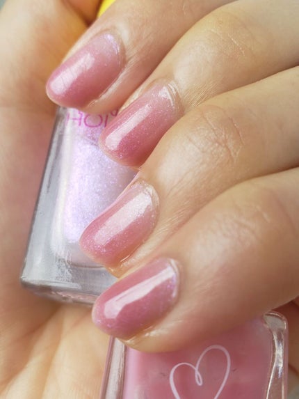 土木系おねいさん on LIPS 「ラメがちらちら可愛い、上品なピンクグラデ!使ったのは…パラドゥ..」(3枚目)