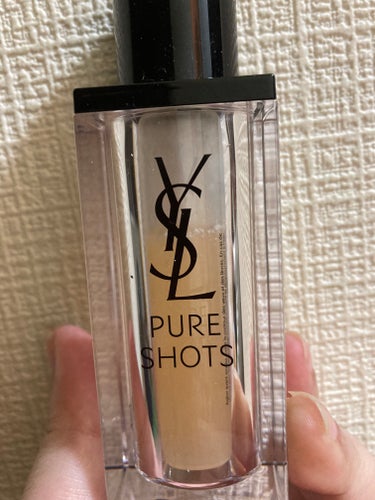 YVES SAINT LAURENT BEAUTE ピュアショット ナイト リチャージセラムのクチコミ「こちらは冬になったら、助けていただくずっと愛用している美容液です。

2層の水性成分とオイル成.....」（2枚目）