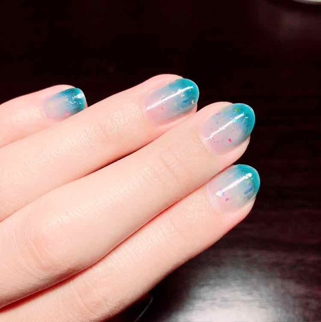 カラフルネイルズ/キャンメイク/マニキュアを使ったクチコミ(2枚目)