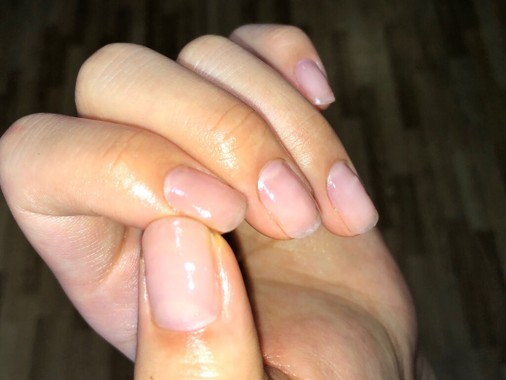 カラーベースコート ゼロ 2／0/uka/オールインワンネイルを使ったクチコミ（3枚目）