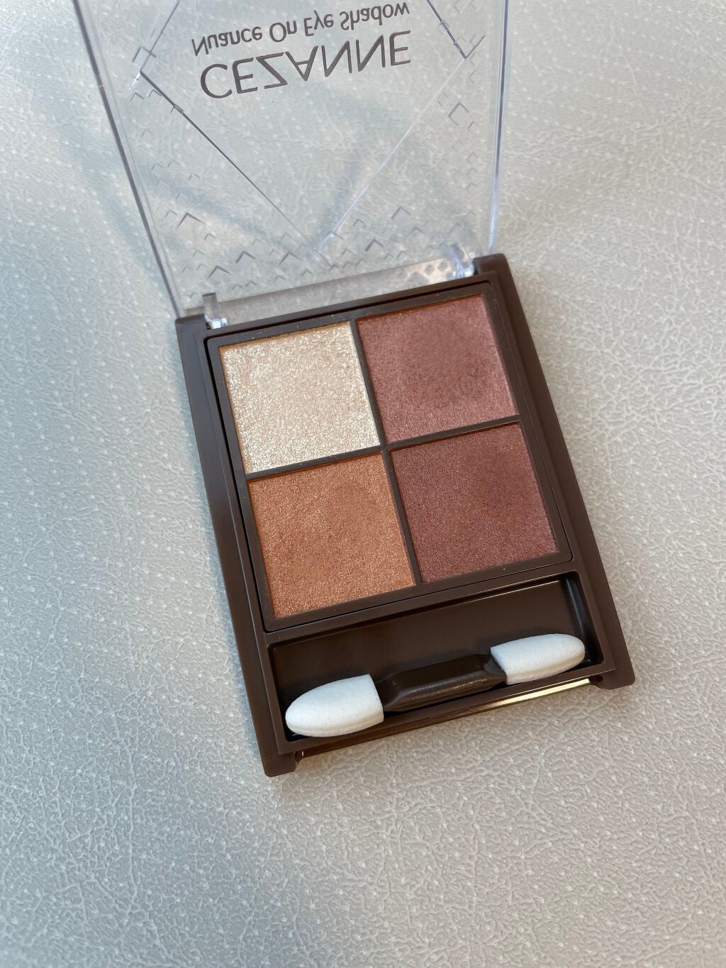 ニュアンスオンアイシャドウ/CEZANNE/アイシャドウパレットを使ったクチコミ(1枚目)