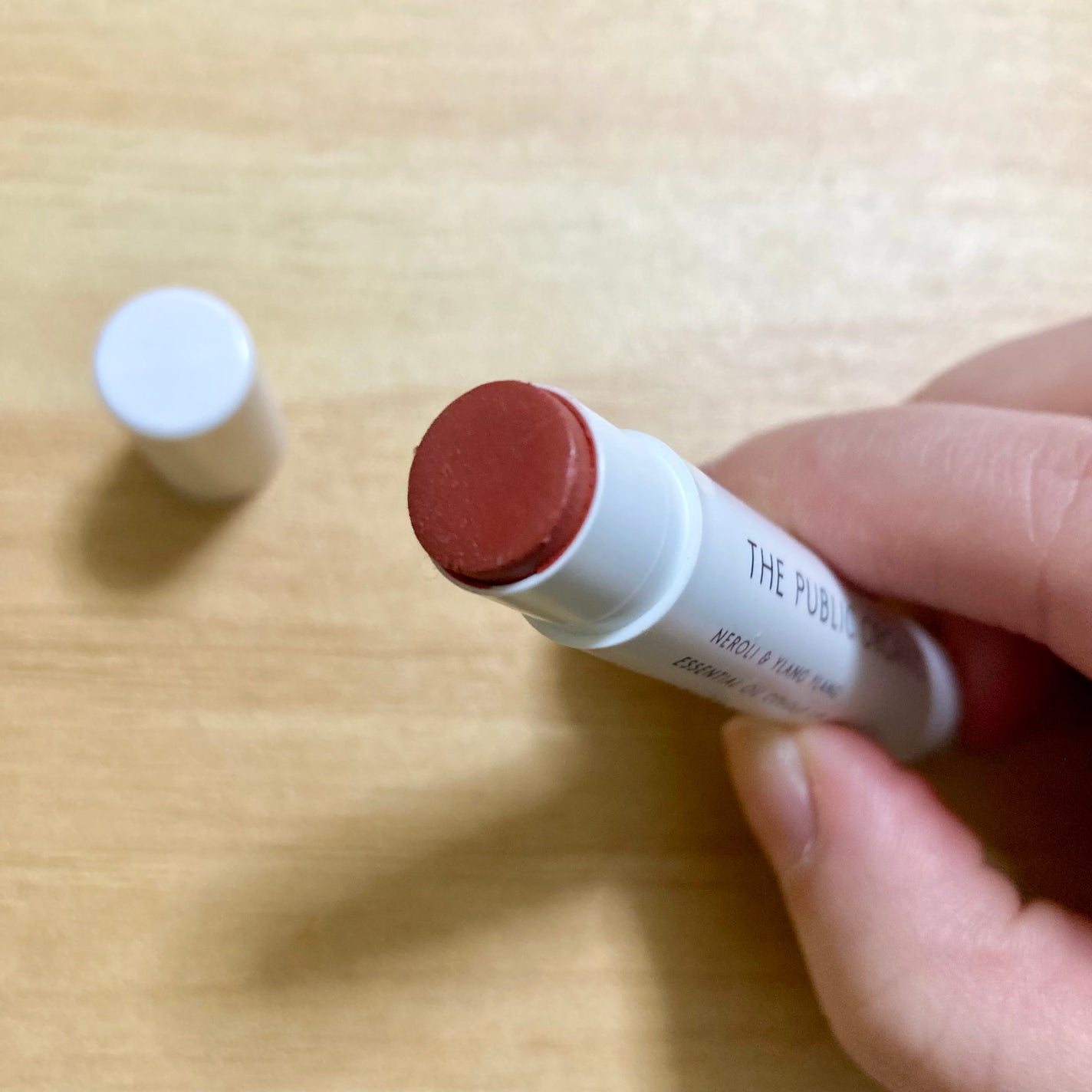 オーガニック認証 精油カラーリップスティック/THE PUBLIC ORGANIC/口紅を使ったクチコミ(2枚目)