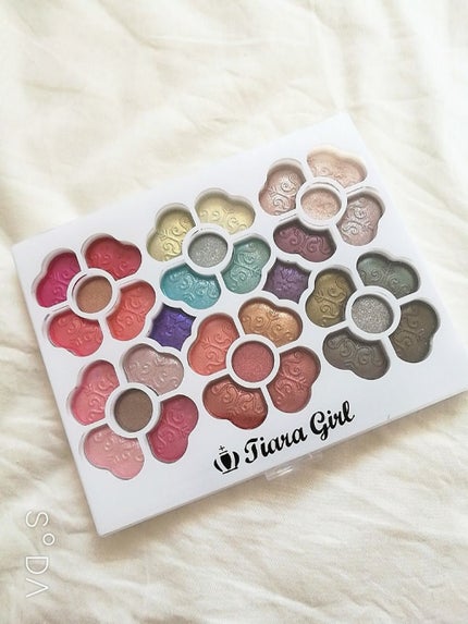 アイカラーパレット/ティアラガール/アイシャドウパレットを使ったクチコミ(1枚目)