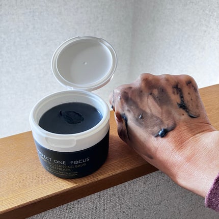 パーフェクトワンフォーカス スムースクレンジングバーム ディープブラック/PERFECT ONE FOCUS/クレンジングバームを使ったクチコミ(4枚目)