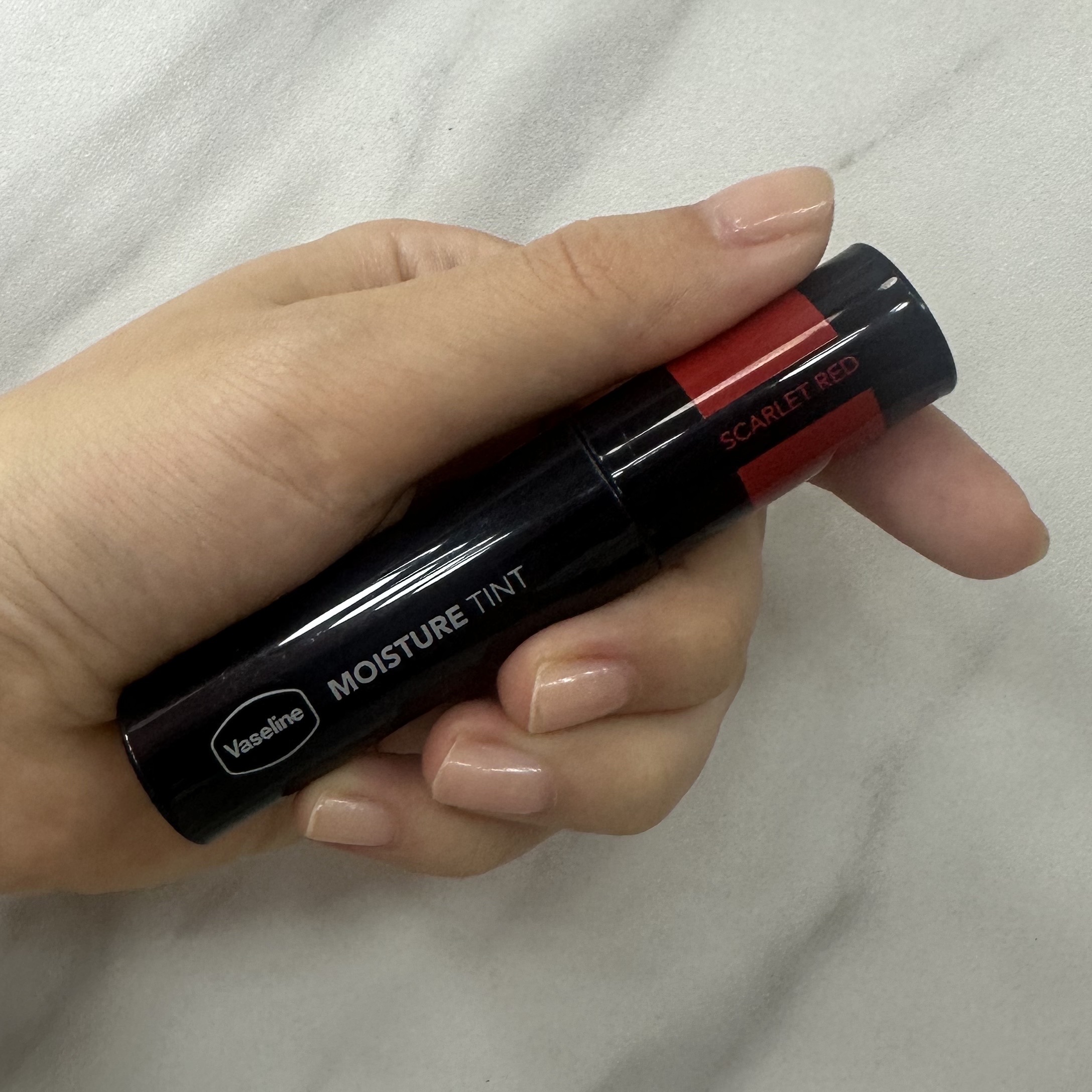 モイスチャーティント 01 スカーレットレッド/ヴァセリン/リップティントを使ったクチコミ（3枚目）